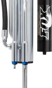 Fox 4WD Suspension 3.0 Factory Series 18in. Remote Res. 3-Tube Bypass (2 Comp/1 Reb) Shock 7/8in. (32/70) - Blk